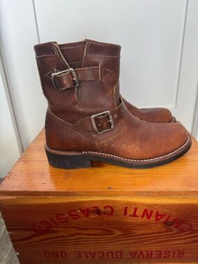 Chippewa Brown Leather Engineer Boots with Buckles size 6.5